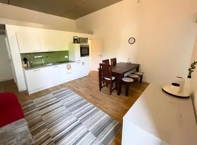 Küche/Küchenzeile in der Unterkunft Tolle zentrale Stadtwohnung in Berlin-Weißensee-Prenzlauer Berg