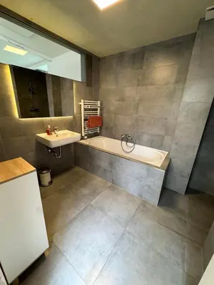 Ein Badezimmer in der Unterkunft Zentrales Gartenhaus Loft in Berlin