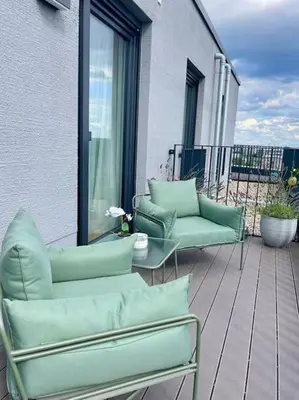 Ein Sitzbereich in der Unterkunft Rooftop Apartment,Business trip,Fast Internet
