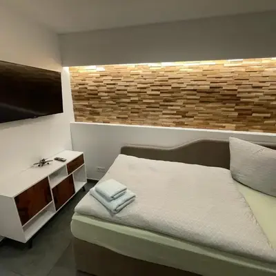 Aviators Guest House - Premium Room