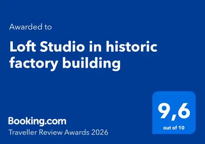 Ein Zertifikat, Auszeichnung, Logo oder anderes Dokument, das in der Unterkunft Loft Studio in historic factory building ausgestellt ist