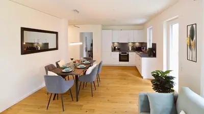 Küche/Küchenzeile in der Unterkunft RelaxRefugium LUXUS - Küche, Arbeitsplätze, Stellplatz & Komfort für bis 6 Gäste