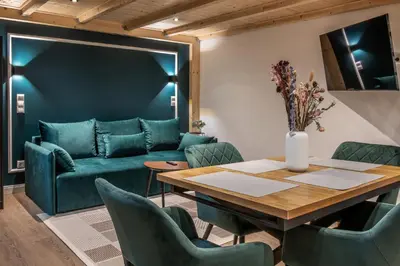 Ein Sitzbereich in der Unterkunft Oran Apartment 4