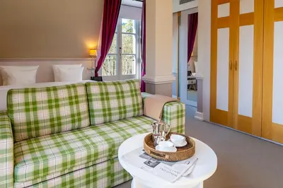 Ein Sitzbereich in der Unterkunft Precise Resort Scharmützelsee - Golf & SPA