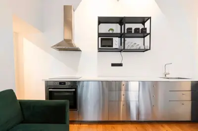 Küche/Küchenzeile in der Unterkunft Group Stay Loft Duplex -130sqm- near Antonplatz