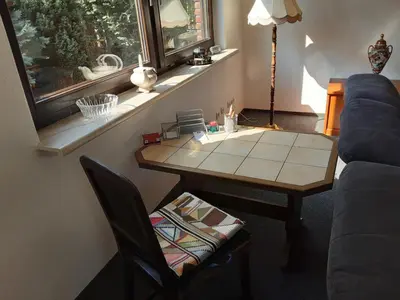 Ein Sitzbereich in der Unterkunft Oase im Grünen Pad1