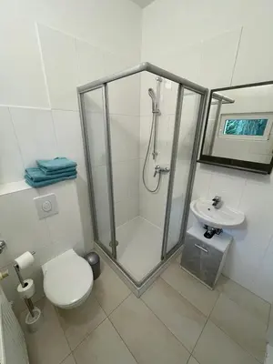 Ein Badezimmer in der Unterkunft Am Goethe Bogen