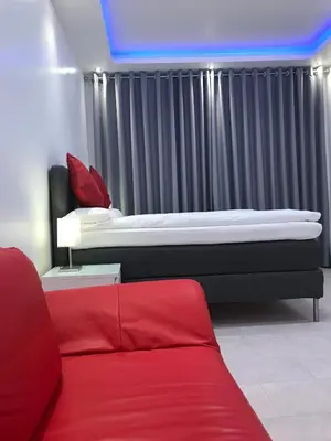 Ein Bett oder Betten in einem Zimmer der Unterkunft Brandneues Apartment mit 3 Schlafzimmern