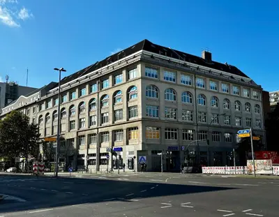 Das Gebäude in dem sich das Hostel befindet