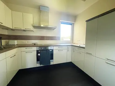 Küche/Küchenzeile in der Unterkunft 3-Zimmer-Monteurwohnung - Balkon - Bad - Küche - Free WiFi & Parking