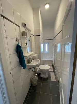 Ein Badezimmer in der Unterkunft Schönes Apartment mitten in Berlin