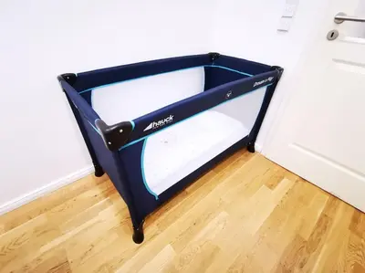 Ein Bett oder Betten in einem Zimmer der Unterkunft INVAL by ROCKCHAIR Apartments l SUPERHOST Status l 2 Bedrooms Boxspringbeds 2 Bathrooms in City Center 