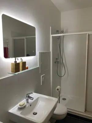 Ein Badezimmer in der Unterkunft Cozy and Peaceful Apartment, Top Located