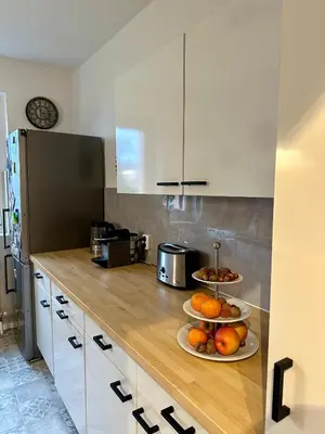 Küche/Küchenzeile in der Unterkunft Ruhiges Apartment in Berlin mit Parkplatz & Balkon