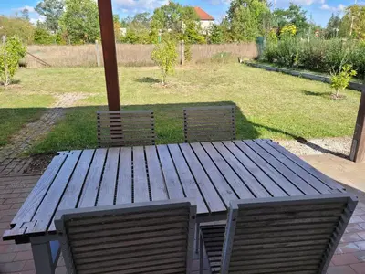 Ein Garten an der Unterkunft Ferienwohnung mit Garten - 10 Minuten von Templin