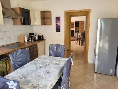 Küche/Küchenzeile in der Unterkunft Ferienwohnung mit Garten - 10 Minuten von Templin