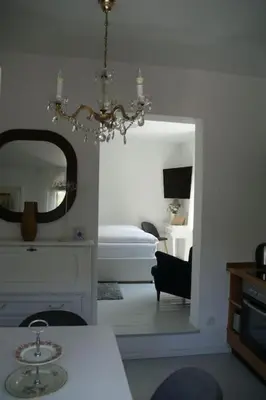 Ein Bett oder Betten in einem Zimmer der Unterkunft Ferienwohnung Elfriede im Haus Namenlos
