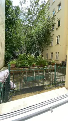 Ein Garten an der Unterkunft Room 1