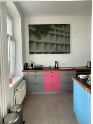 Küche/Küchenzeile in der Unterkunft Wunderschöne, großzügige Altbauwohnung in Mitte