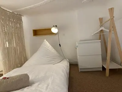 Ein Bett oder Betten in einem Zimmer der Unterkunft Minimal Hostel No 41