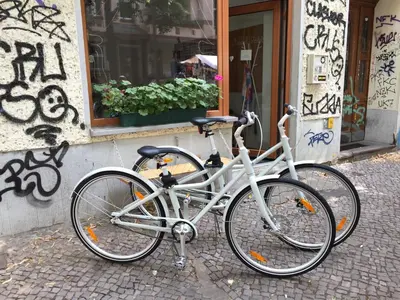 Radfahren an der Unterkunft Minimal Hostel No 41 oder in der Nähe