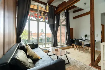 Ein Sitzbereich in der Unterkunft Helle & gemütliche Dachwohnung mit Terasse