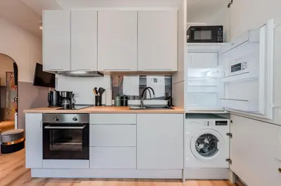 Küche/Küchenzeile in der Unterkunft Artful Microapartment - Self Check In