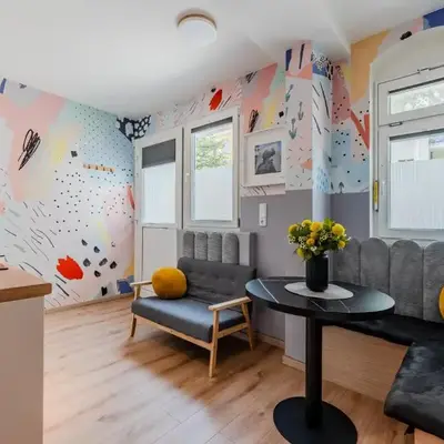 Artful Microapartment - Self Check In