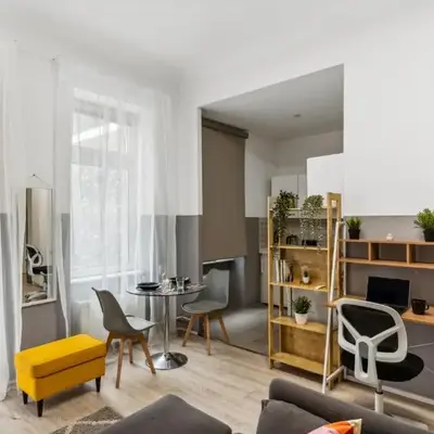 Bright flat near park & transport Neukölln