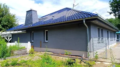 Das Gebäude in dem sich die Ferienwohnung befindet