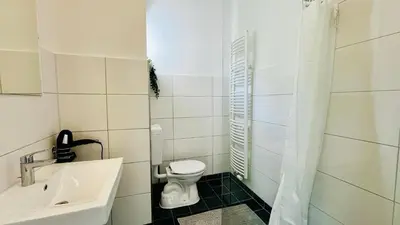 Ein Badezimmer in der Unterkunft Work & Stay- vollausgestattet mit Garten & Parkplatz