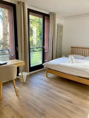 Ein Bett oder Betten in einem Zimmer der Unterkunft Minimal Hostel Kreuzberg