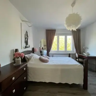 Private Room City Center- only Women