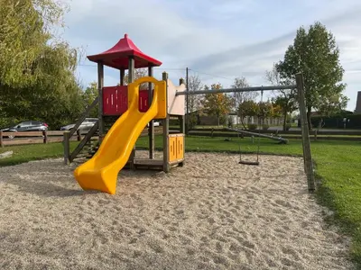 Ein Kinderspielbereich in der Unterkunft NicePlace4You