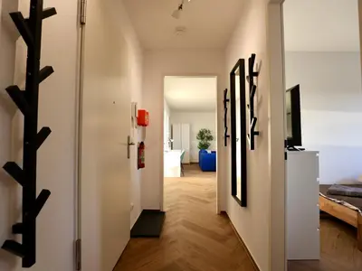 TV/Unterhaltungsangebot in der Unterkunft Modern Apartment Near Kristalltherme- MontiRooms