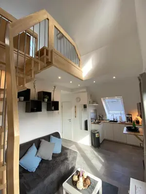 Ein Sitzbereich in der Unterkunft Moderne Ferienwohnung in Berlin Lichtenrade