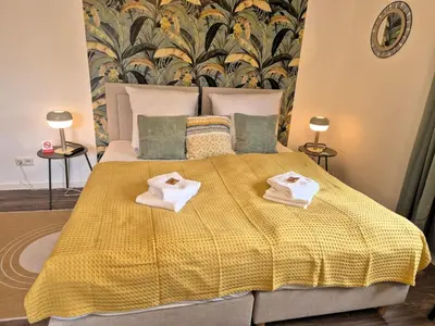 Ein Bett oder Betten in einem Zimmer der Unterkunft BohnApartments Franzstraße - kostenlose Parkplätze - sehr ruhig - Neubau - Vollausstattung - WLAN