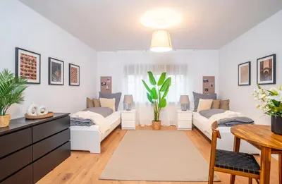 Ein Sitzbereich in der Unterkunft Nauen Stay for 4 Guests - Parking included