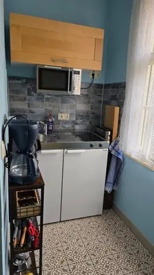 Küche/Küchenzeile in der Unterkunft Gemütliche Wohnungen in Wansdorf im denkmalgeschützten Haus