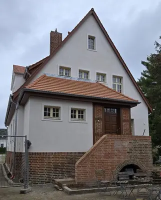 Das Gebäude in dem sich die Ferienwohnung befindet