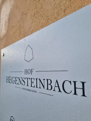 Ein Zertifikat, Auszeichnung, Logo oder anderes Dokument, das in der Unterkunft Hof Hegensteinbach Fürstenberg an der Havel ausgestellt ist