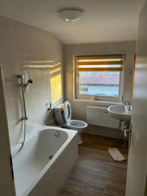 Ein Badezimmer in der Unterkunft Ferienwohnung in Seelow nähe polnische Grenze