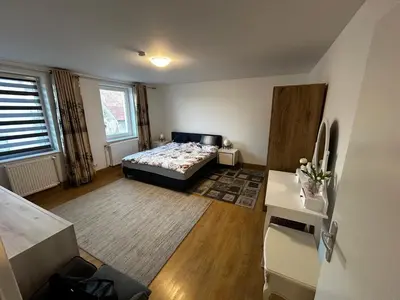 Ein Bett oder Betten in einem Zimmer der Unterkunft Kleine Ferienwohnung in Seelow