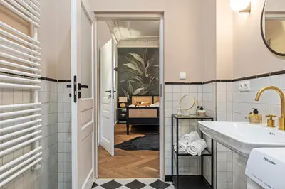 Ein Badezimmer in der Unterkunft FABEL Apartments am Zoo