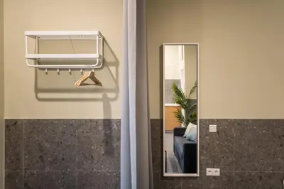 Ein Badezimmer in der Unterkunft Modern Living in Friedrichshain by Sabine