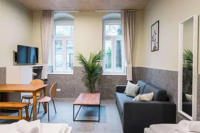 TV/Unterhaltungsangebot in der Unterkunft Urban Oasis in Friedrichshain by Sabine