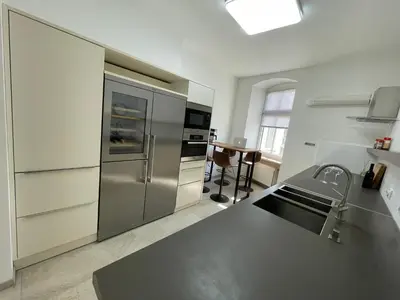 Küche/Küchenzeile in der Unterkunft Altbauwohnung im Herzen Berlins