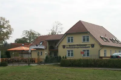 Das Gebäude in dem sich die Pension befindet