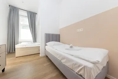 Ein Bett oder Betten in einem Zimmer der Unterkunft 2 BR central Apt at Maybachufer