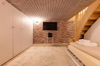 TV/Unterhaltungsangebot in der Unterkunft time4staying 3 SZ Maisonette nahe Kudamm, ICC & Zoo